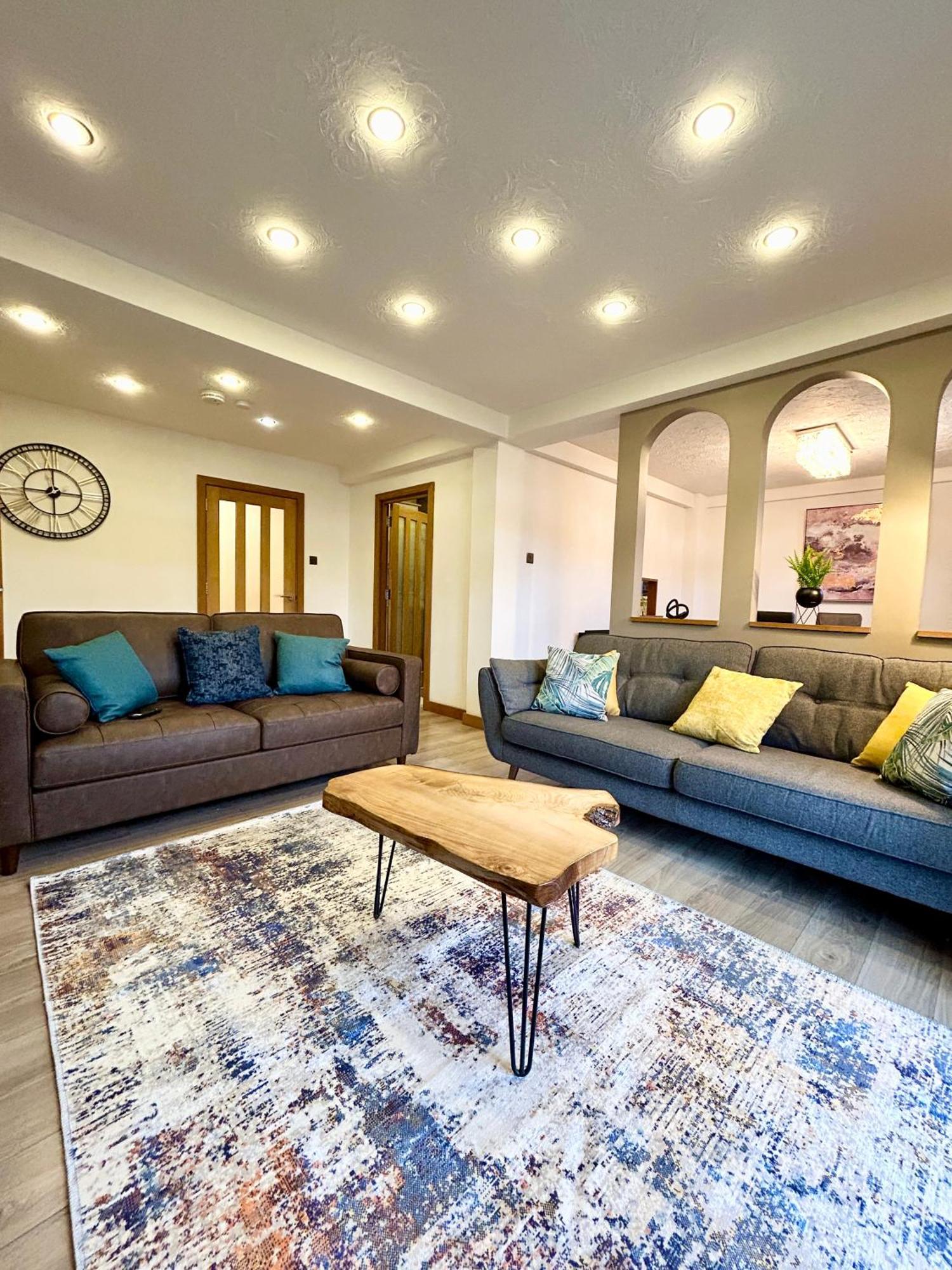 Spacious 3 Bedroom Apartment Close To Marina, 2 Parking Spaces, Kingsize Or Single Beds Саутхамптън Екстериор снимка